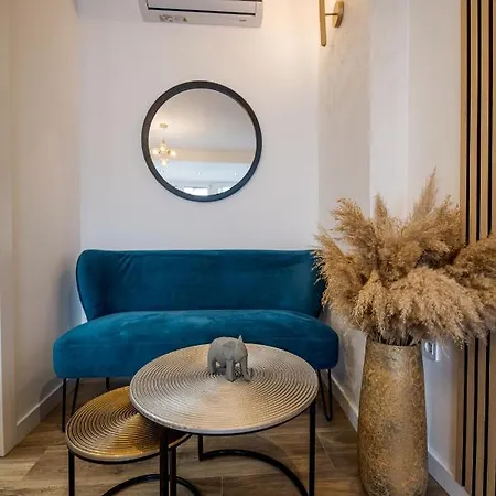 Apartment Premium Studio With Terrace